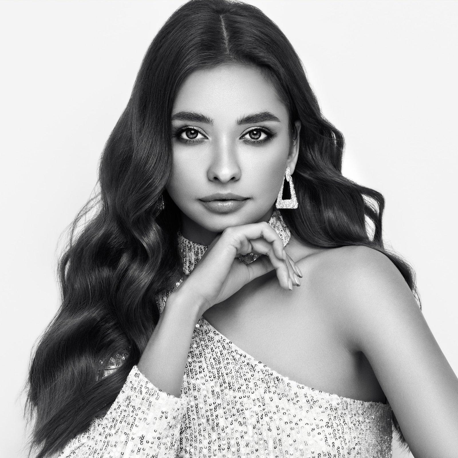  Amina Patel
